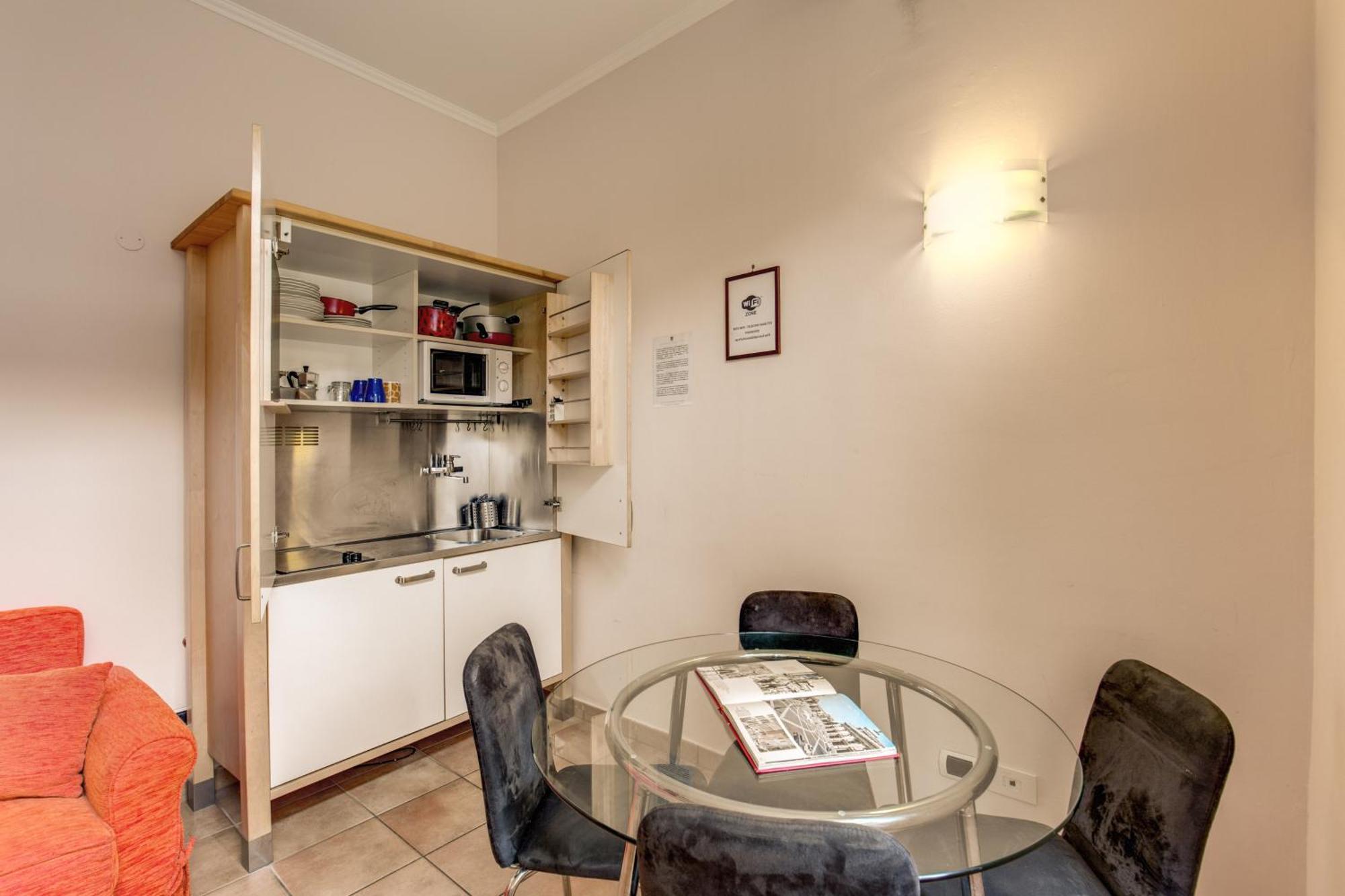 Apollo Apartments Colosseo Рим Номер фото